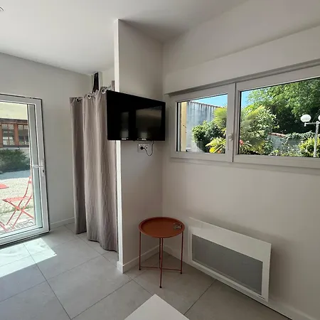 Studio Avec Terrasse Privative Appartement Pessac